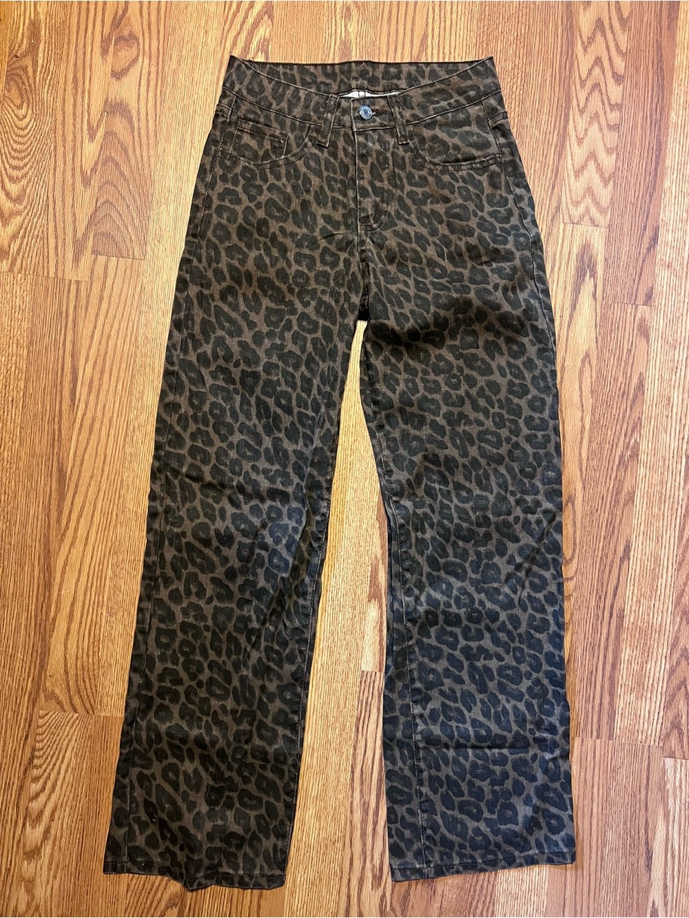 SHEIN Brown Leopard Print Chinos